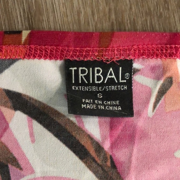 Like new! - TRIBAL Lead Print Scoop Neck 3/4 Sleeve Top - Picture 2 of 4